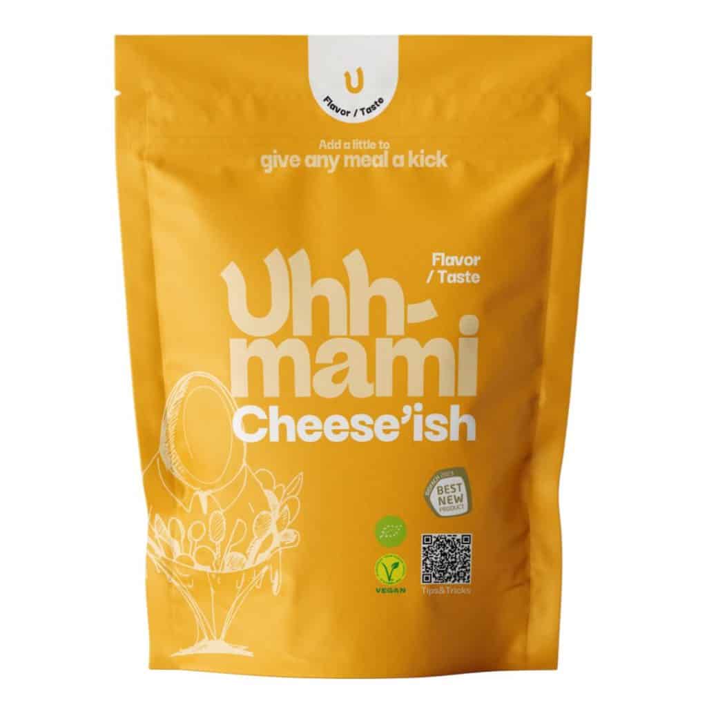  En påse Uhhmami Cheese'ish vegansk kryddmix i en gul förpackning.