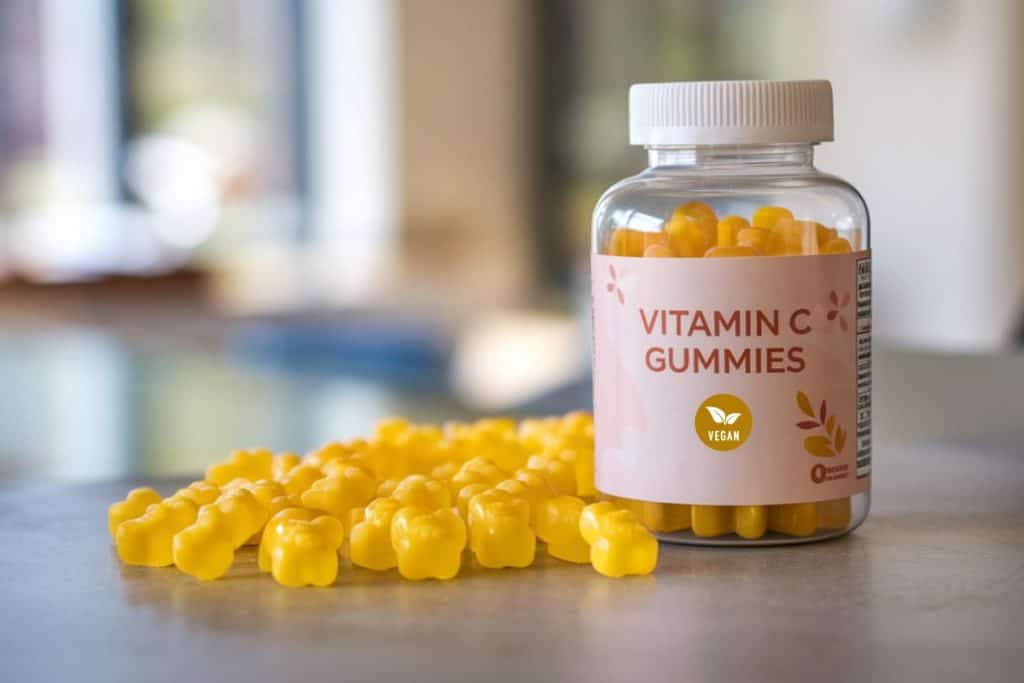 Burk med Vitamin C gummies i toppval för veganer.